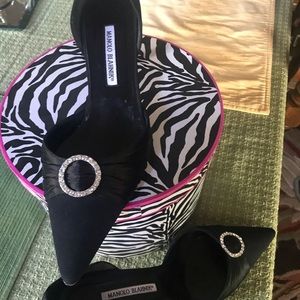 Manolo Blahnik dressy black kitten heels